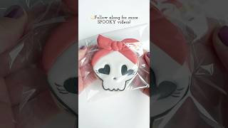 Spooky Cute☠️🎀 cookiedecorating sugarcookiedecorating royalicing spookyseason halloweencookie [upl. by Ahsinej]