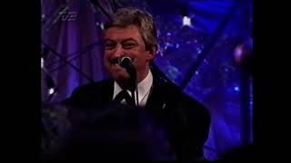 Johnny Reimar nytårs koncert klip fra 1997 på TV2 [upl. by Iztim552]