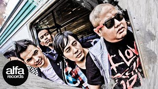 Putih  Bersamamu Official Music Video [upl. by Llebasi]