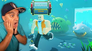 Pulling NEW DEEP SEA MONSTERS In Roblox Strongman Simulator [upl. by Arat]