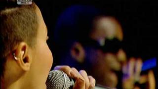 Tinchy Stryder feat Amelle Berrabah  Never Leave You LIVE  TMF Sessions [upl. by Aienahs297]