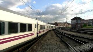 Talgo 152 en triple [upl. by Oakman]