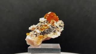 WULFENITE BARITE 1C143 [upl. by Chally118]