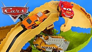 CARS Radiator Springs 500 12 OffRoad Rally Race Track Action Shifters Lightning Mcqueen Play Doh [upl. by Jewell]