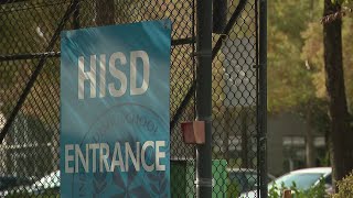 HISD teachers have complaints just two days into new school year [upl. by Eciened]