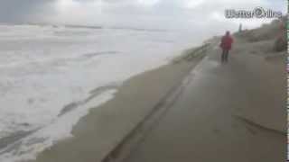 Orkan XAVER spÃ¼lt Strand auf Wangerooge weg [upl. by Dyraj]