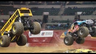 School Bus Monster Truck amp Instigator Monster Jam  Sun National Bank Arena [upl. by Araminta]