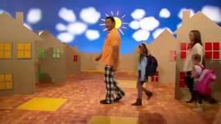 Jay Lagaaia  Walking Bus [upl. by Dagny958]