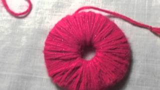 DIY pompon facile [upl. by Sirdna]