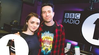 Sophie Turner Gets Her Revenge On Maisie Williams [upl. by Nikolai457]