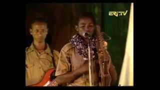 Raesi Weldit ራእሲ ወልዲት ሓፍሽ Tegadalay ተጋዳላይ Eritrea Senselet Band [upl. by Gavette]