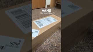 Unboxing Vans  Old Skool Classic 👞vans thatgirlwithafood shoes oldskool vansoldskool [upl. by Ecerahc]