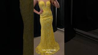 Vestido longo rendas amarelo [upl. by Ahsemal28]