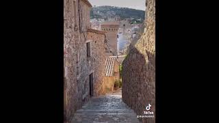 Tossa de Mar reisenmitjulchen история barcelona путешествуемпорусски history travel [upl. by Ettenay112]