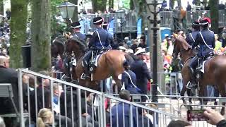 Prinsjesdag 2024 Koninklijke stoet op weg naar Schouwburg [upl. by Ahtoelc235]