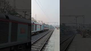 WAG7 Loco shunting ANTYODAYA EXP 22922  GKPBDTSshorts indianrailways youtubeshorts [upl. by Nawat]