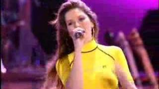 Shania Twain  That Dont Impress Me Much Live in Chicago  2003 [upl. by Adiasteb]