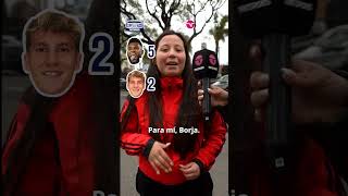 ¿Quién tiene que ser el 9 de River 👀 ✨ Sara Sklate le preguntó a los hinchas en el Monumental 🏟 [upl. by Antin84]