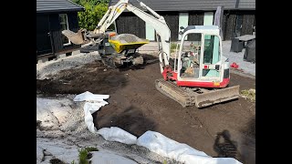 Spreading out topsoil on the lawn behind the house Completely redoing someones yard Part 10 [upl. by Ihcelek]