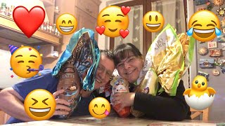 Apriamo le uova di Pasqua di Kinder e Ferrero  Boni 😋😜🥳 [upl. by Enetsirhc]