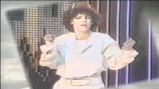 Musica de los 80s Lucia quotMarineroquot version en Español [upl. by Enirehtahc]