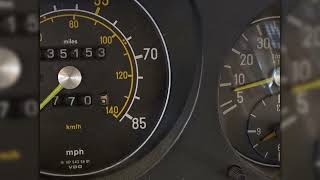 1981 Mercedes Benz 380SL R107 engine running 135153 mi [upl. by Ynahteb835]