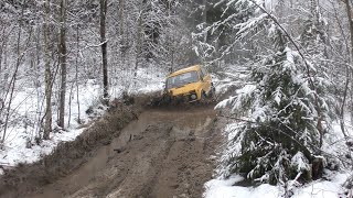 Standard LADA NIVA on the logging road Driving offroad on Soviet SUVs UAZ LADA LuAZ [upl. by Fogg]