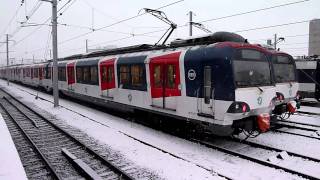 RER A sous la neige [upl. by Teplitz]