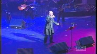 Siavash Ghomayshi  Jazireh Live in Concert  سیاوش قمیشی  جزیره [upl. by Ain459]