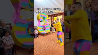 Todo iba bien… Hasta que nos dejaron romper la piñata🤪🤣Like❤️ si nos invitarias a tu cumpleaños 🤭 [upl. by Eiznekam627]