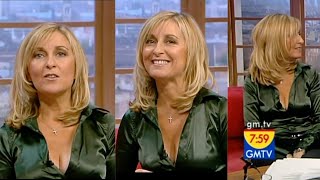 Fiona Phillips Beautiful Cleavage in Unbuttoned Green Blouse  GMTV Breakfast Show [upl. by Grazia503]