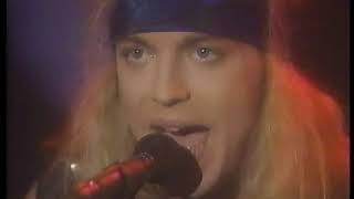 Poison  quotEvery Rose Has Its Thornquot acoustic on Arsenio December 1990 [upl. by Karna851]