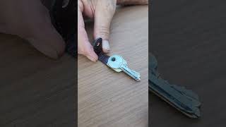 Extremely compact keychain 🔑​🔥​ asmr keysmart keychain keyorganizer lifehack shorts [upl. by Elleiad]