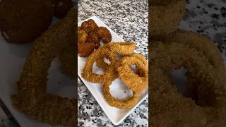 Vegan Onion Rings youtubeshorts veganfood shaquitathegoddess [upl. by Kiernan518]