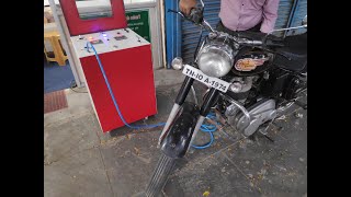 Engine decarbonisation  carbon cleaning for Royal Enfield Bullet 79 model in Ashok Nagar Chennai [upl. by Chobot]