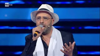 Sanremo 2022  Checco Zalone canta Pandemia ora che vai via  Official Video Commento [upl. by Mcafee]