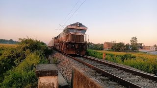 Rajdhani Express Speed Video And Vlog Video 😲😱😲😱😲👍 [upl. by Ponce]