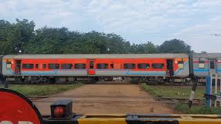 Bagmati express relief train pulled by erode wap 4 [upl. by Mirielle292]