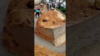 The process of conveying concrete in artesian trenches [upl. by Rihat]