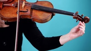 How to Tune the Strings  Violin Lessons [upl. by Panayiotis120]