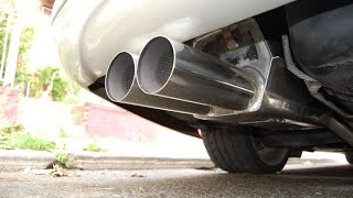 Mercedes E 220 CDI Straight pipe exhaust sound [upl. by Katalin]