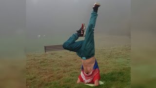 HOW AND WHY IVE STARTED TO DO MY HEADSTANDS [upl. by Adnirak]