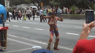 Avenida Paulista Indio Chiquinha artista de rua [upl. by Elora]