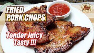 HOW TO COOK TASTY AND JUICY FRIED PORK CHOPS 🐷 [upl. by Ericha960]