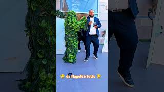 Pianta scherzo Napoli 😂paura humor scherzo bushman bushmanprank prank pranks reaction fyp [upl. by Sudbury797]