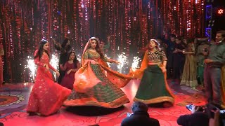 Brides Performance on Jashn e Baharan on her Mehndi [upl. by Ahsitneuq]