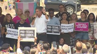 Beto ORourke holds abortionrights rally in Houston [upl. by Syst]