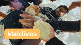 মালদ্বীপ  Villingili Maldives picnic with Friends  Life Of Bunny [upl. by Rayshell]