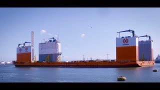 Loading the Dockwise Vanguard [upl. by Arihay]