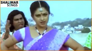 Chara Chara Paakindi Video Song  Nijam Movie  Mahesh BabuRakshita [upl. by Nahgiem]